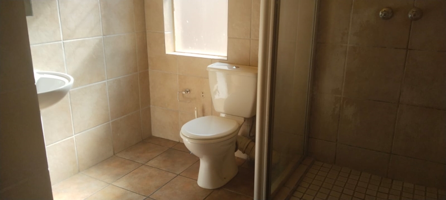 To Let 2 Bedroom Property for Rent in Sundowner Gauteng