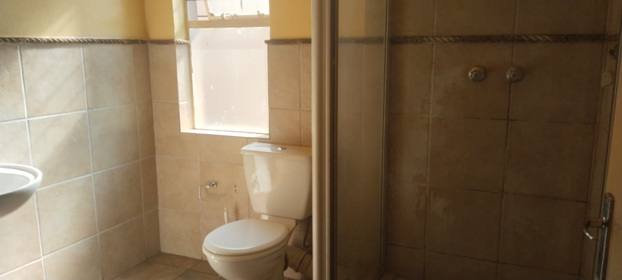 To Let 2 Bedroom Property for Rent in Sundowner Gauteng