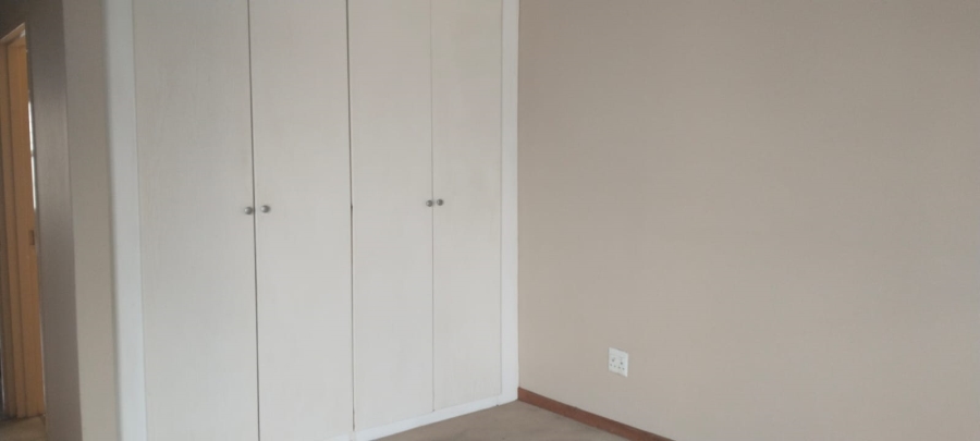 To Let 2 Bedroom Property for Rent in Sundowner Gauteng