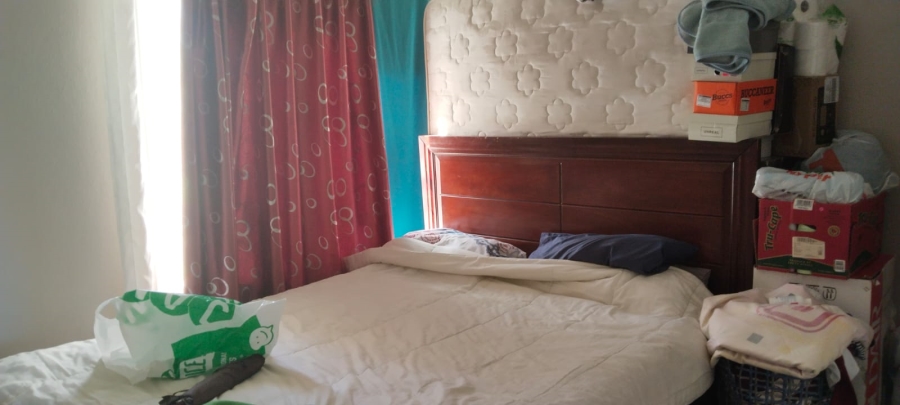 To Let 2 Bedroom Property for Rent in Ruimsig Gauteng