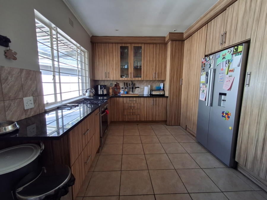 3 Bedroom Property for Sale in Croydon Gauteng