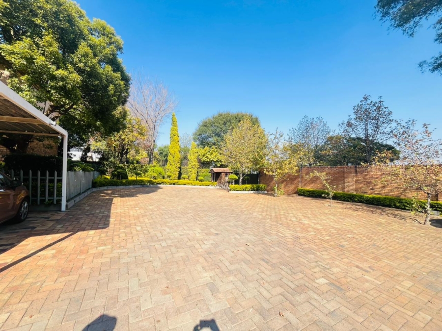 To Let 2 Bedroom Property for Rent in Ferndale Gauteng