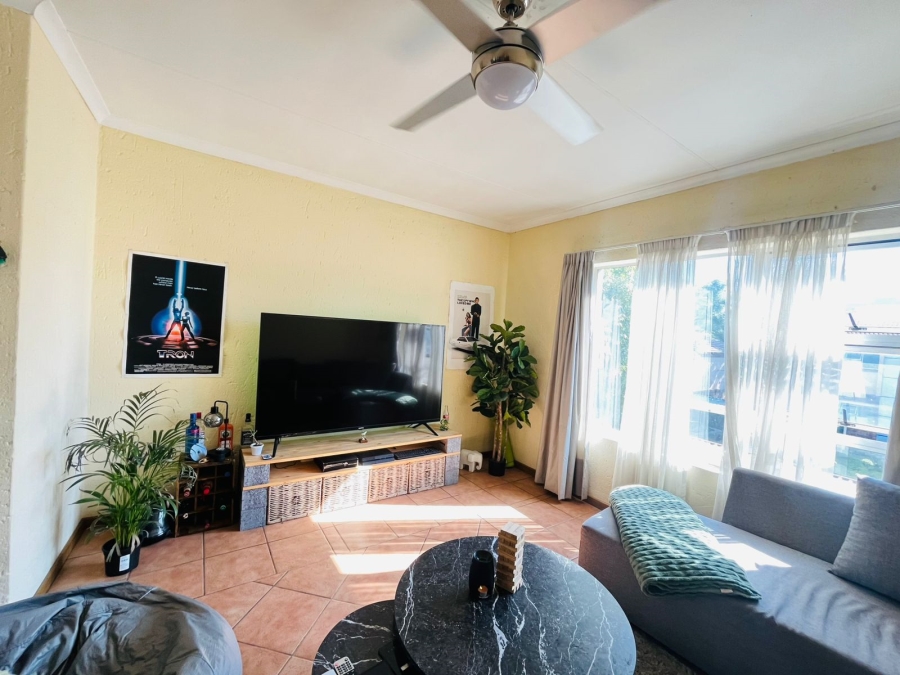 To Let 2 Bedroom Property for Rent in Ferndale Gauteng
