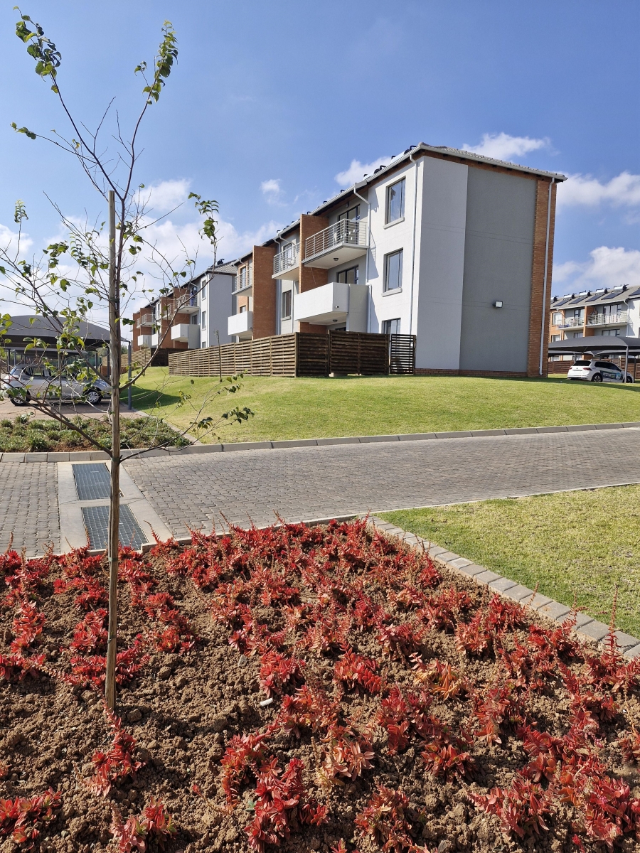 To Let 4 Bedroom Property for Rent in Esther Park Gauteng