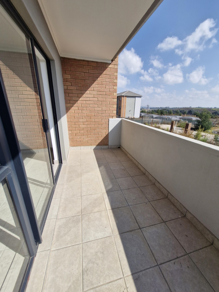 To Let 4 Bedroom Property for Rent in Esther Park Gauteng