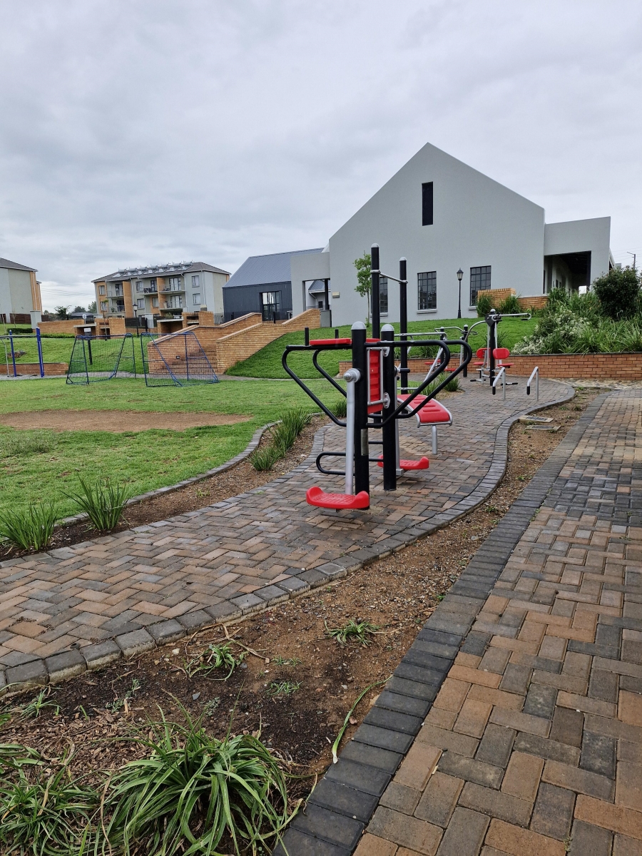 To Let 4 Bedroom Property for Rent in Esther Park Gauteng