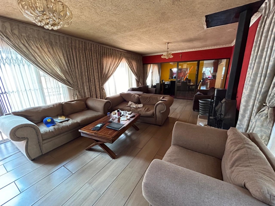 3 Bedroom Property for Sale in Lindhaven Gauteng
