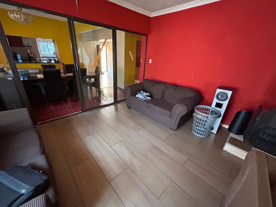 3 Bedroom Property for Sale in Lindhaven Gauteng
