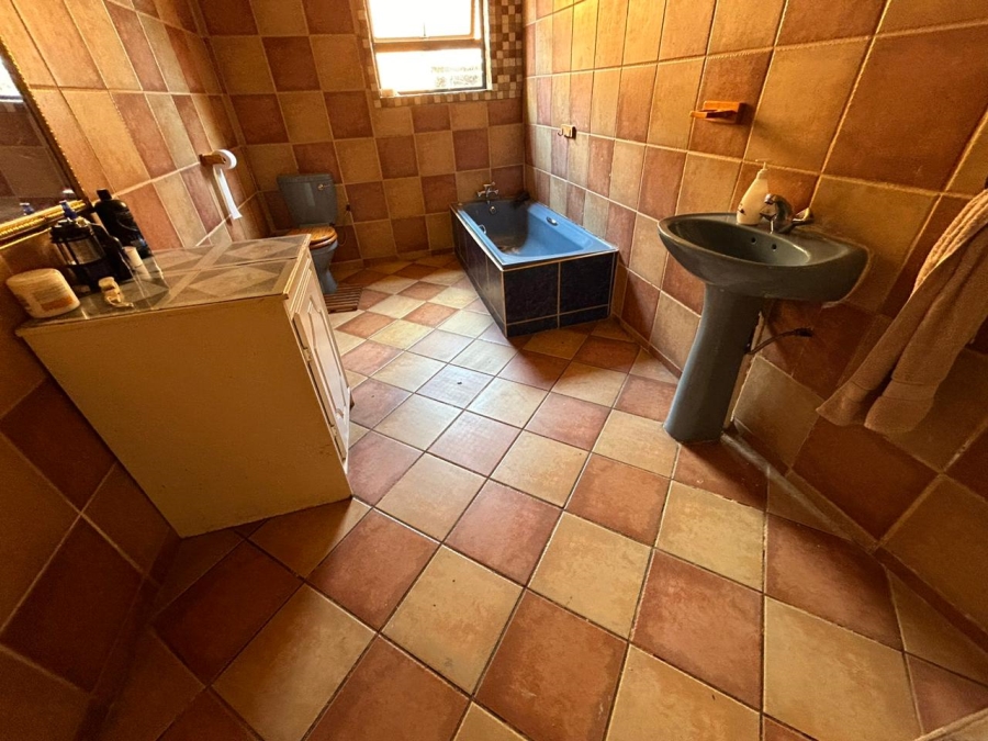3 Bedroom Property for Sale in Lindhaven Gauteng