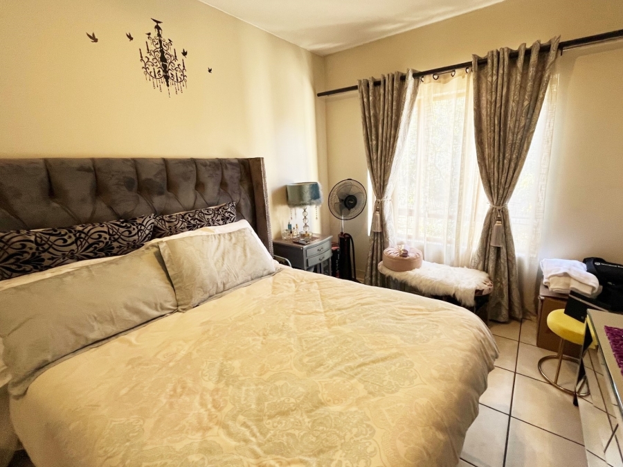 To Let 1 Bedroom Property for Rent in Fourways Gauteng