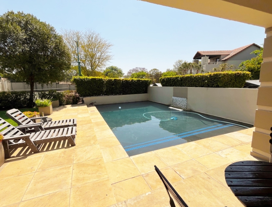 To Let 1 Bedroom Property for Rent in Fourways Gauteng