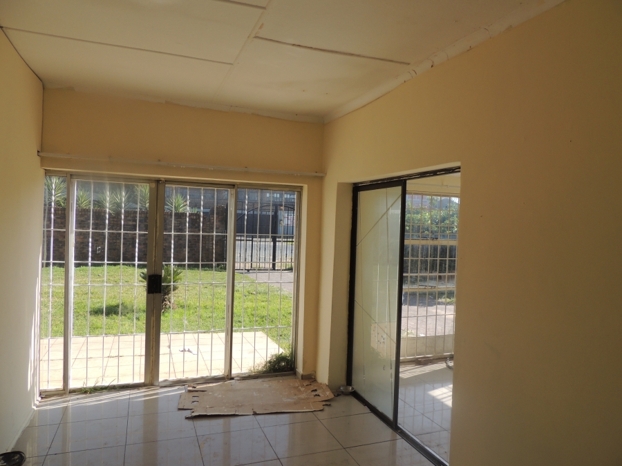 4 Bedroom Property for Sale in Tulisa Park Gauteng