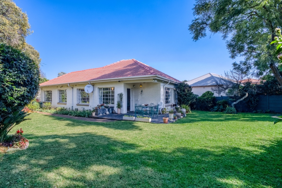 3 Bedroom Property for Sale in Linden Gauteng