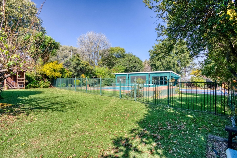 3 Bedroom Property for Sale in Linden Gauteng