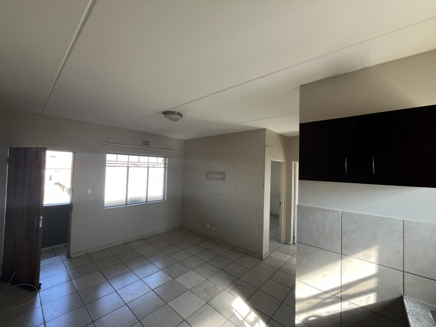 2 Bedroom Property for Sale in Fleurhof Gauteng