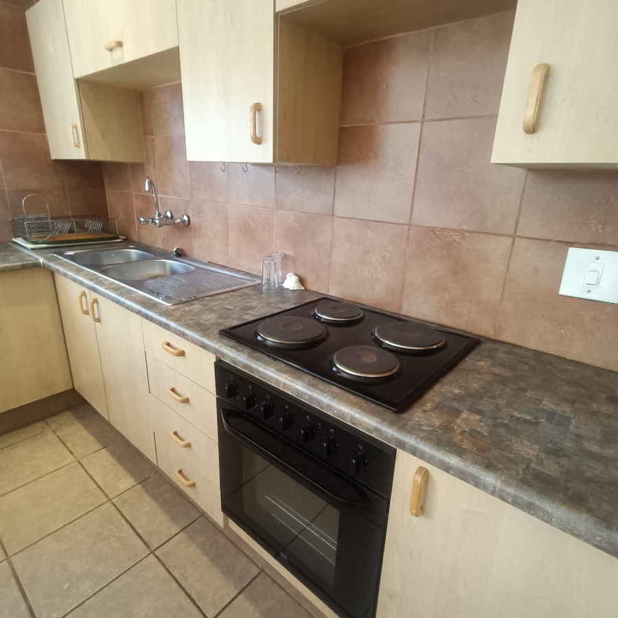 To Let 1 Bedroom Property for Rent in Berario Gauteng