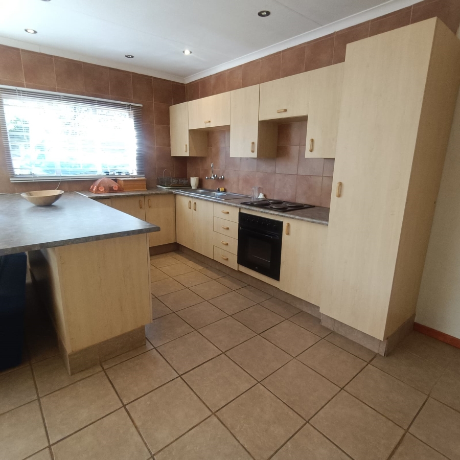 To Let 1 Bedroom Property for Rent in Berario Gauteng
