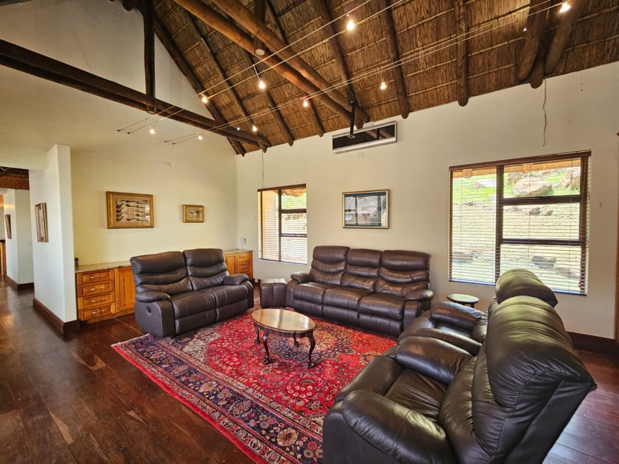 5 Bedroom Property for Sale in Mooikloof Gauteng