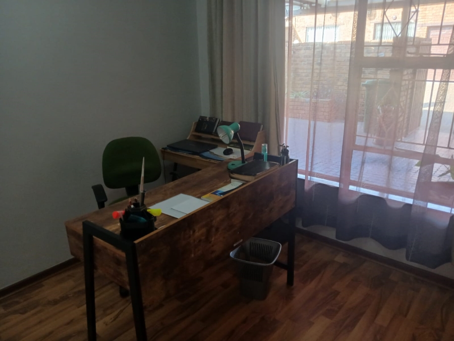 3 Bedroom Property for Sale in Randhart Gauteng