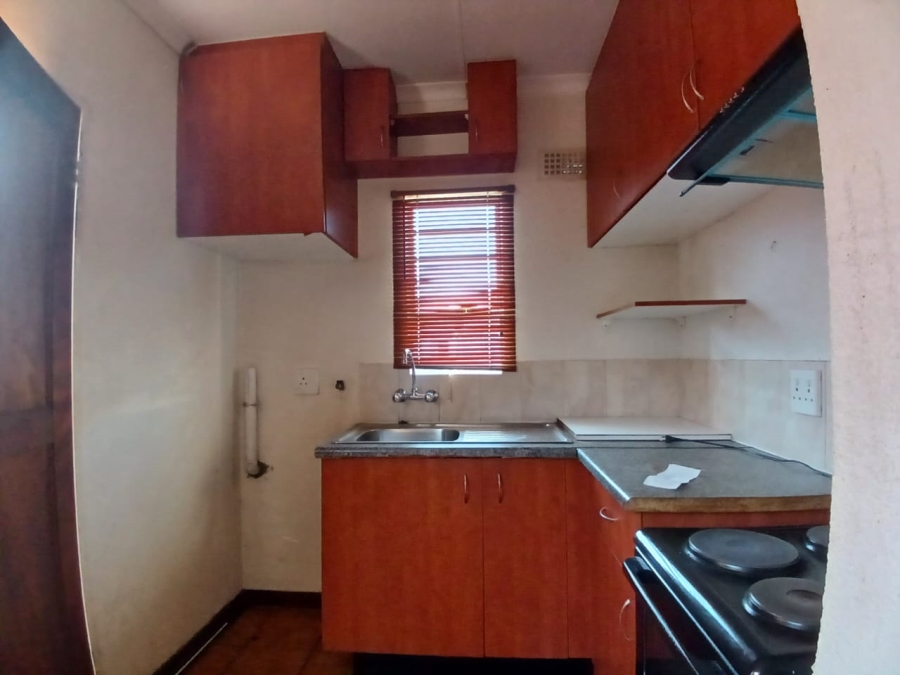 2 Bedroom Property for Sale in Aureus Gauteng