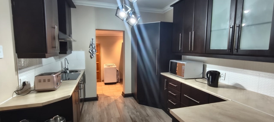 To Let 2 Bedroom Property for Rent in Three Rivers Proper Gauteng