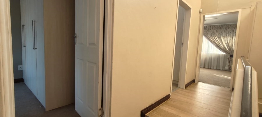 To Let 2 Bedroom Property for Rent in Three Rivers Proper Gauteng