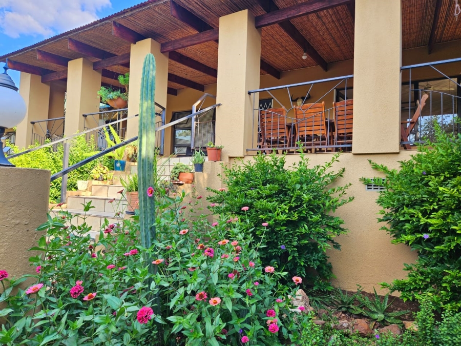 12 Bedroom Property for Sale in Lanseria Gauteng