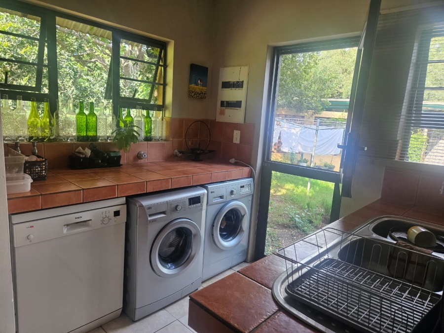 12 Bedroom Property for Sale in Lanseria Gauteng