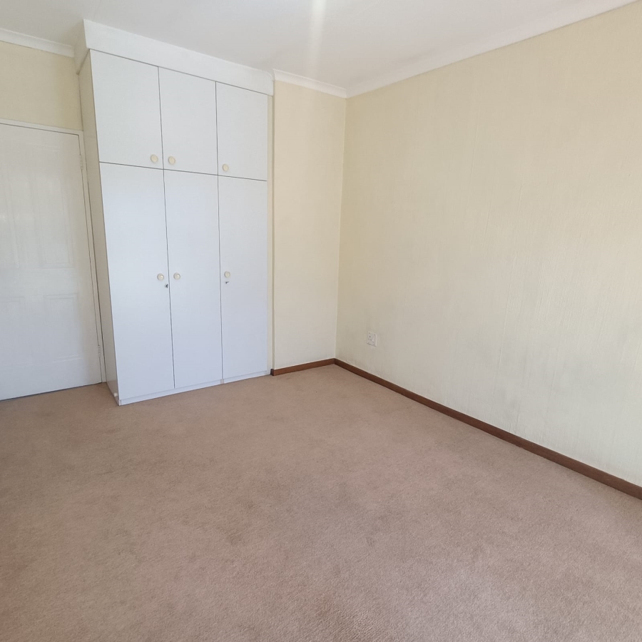 To Let 3 Bedroom Property for Rent in Fairland Gauteng