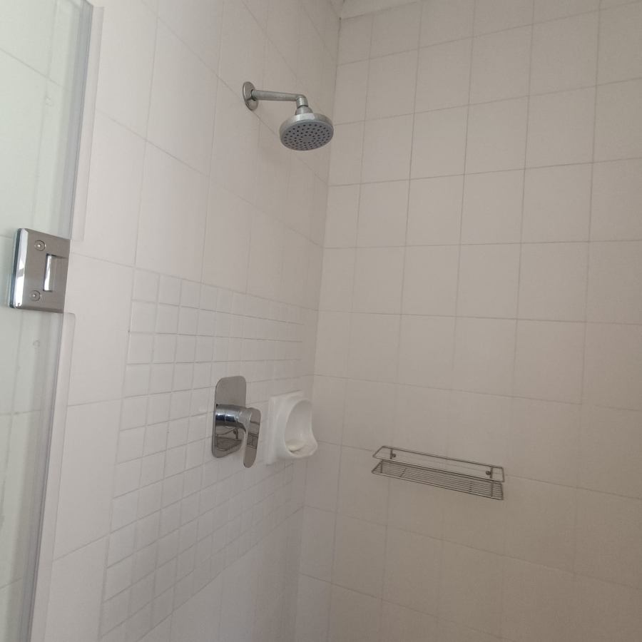 To Let 3 Bedroom Property for Rent in Fairland Gauteng