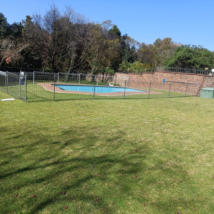 To Let 3 Bedroom Property for Rent in Fairland Gauteng