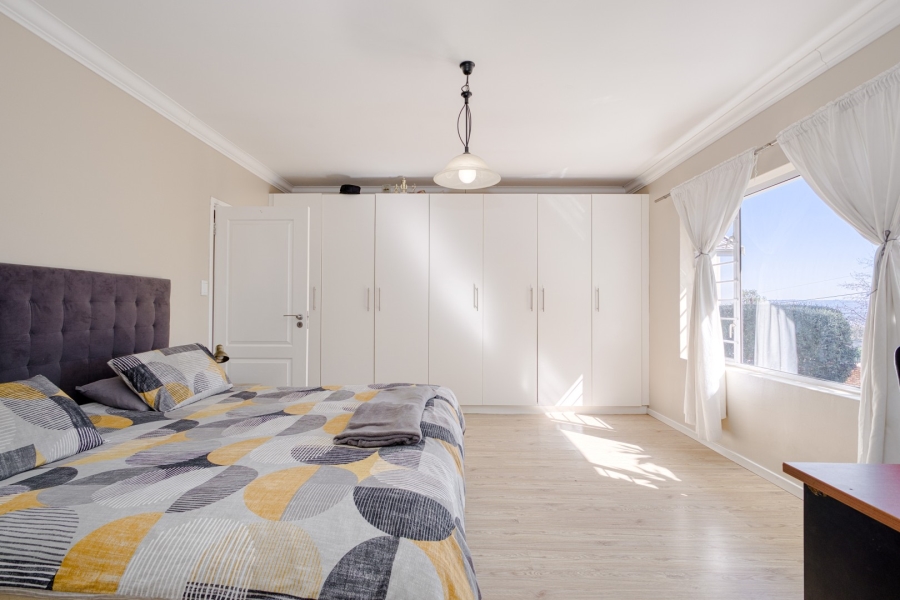 4 Bedroom Property for Sale in Linden Gauteng