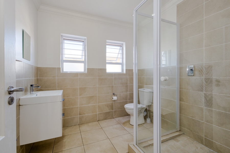 4 Bedroom Property for Sale in Linden Gauteng
