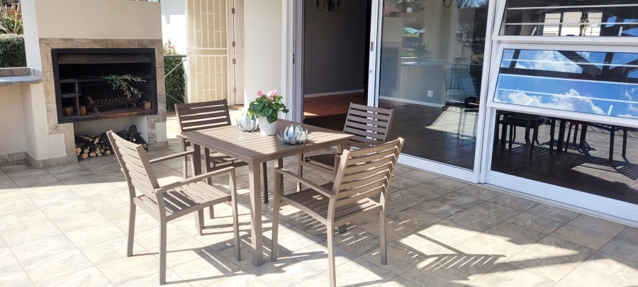 4 Bedroom Property for Sale in Linden Gauteng