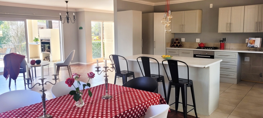 4 Bedroom Property for Sale in Linden Gauteng