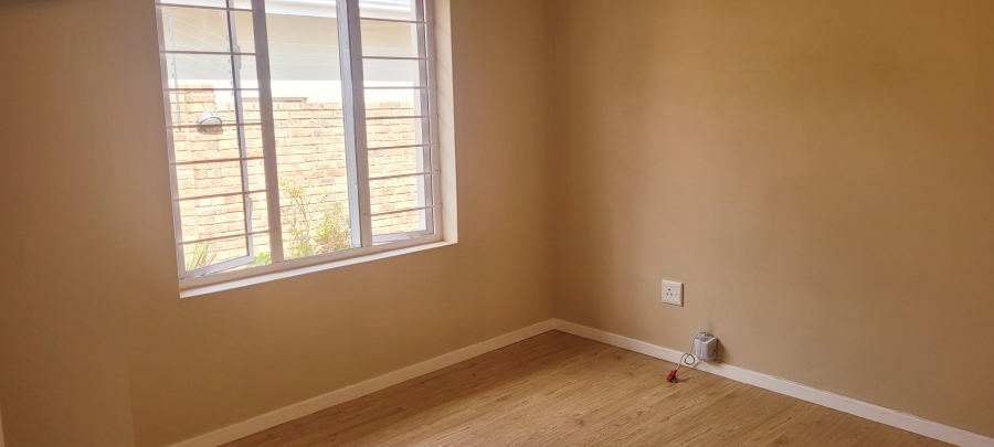 4 Bedroom Property for Sale in Linden Gauteng