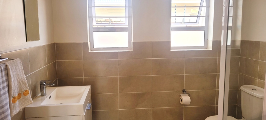 4 Bedroom Property for Sale in Linden Gauteng