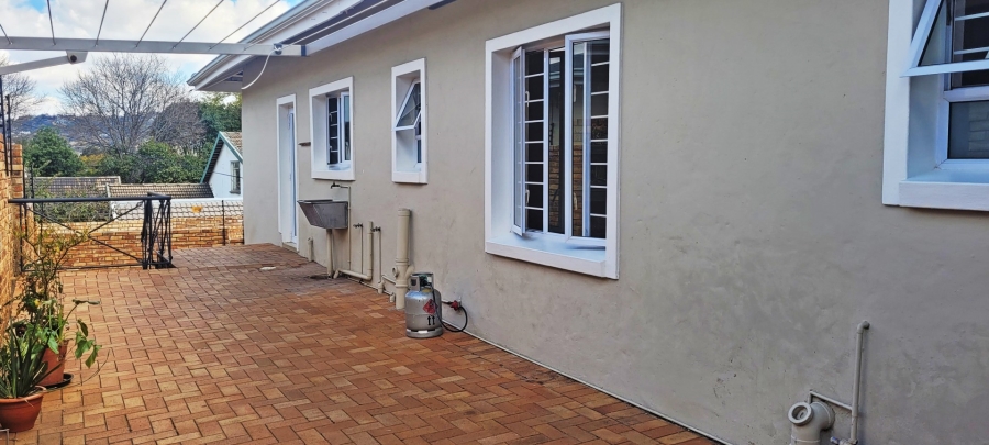 4 Bedroom Property for Sale in Linden Gauteng