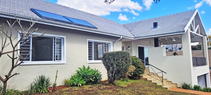 4 Bedroom Property for Sale in Linden Gauteng