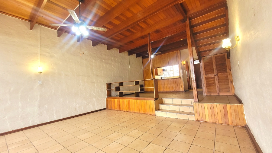 To Let 3 Bedroom Property for Rent in Alberante Gauteng