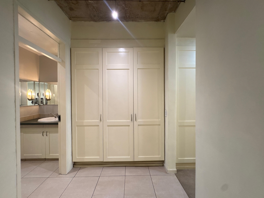 To Let 1 Bedroom Property for Rent in Killarney Gauteng