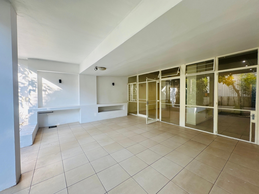 To Let 1 Bedroom Property for Rent in Killarney Gauteng