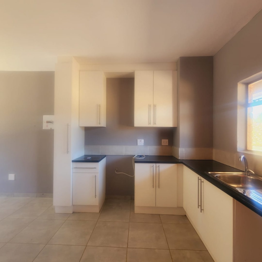 To Let 2 Bedroom Property for Rent in Norkem Park Gauteng