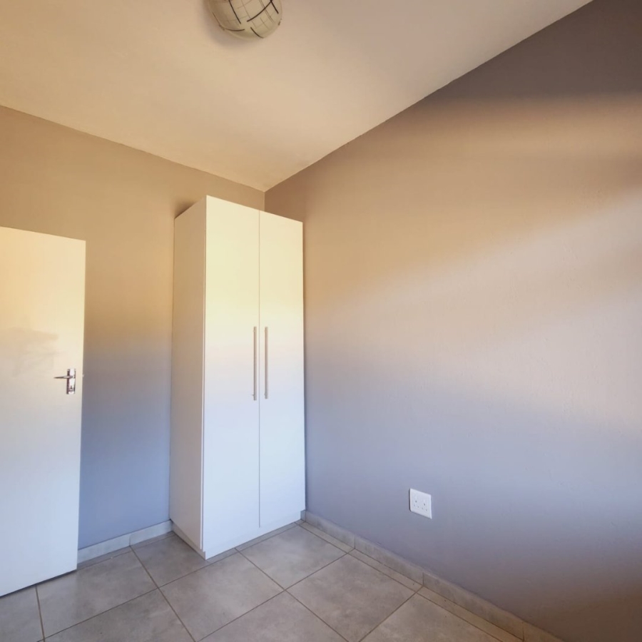 To Let 2 Bedroom Property for Rent in Norkem Park Gauteng