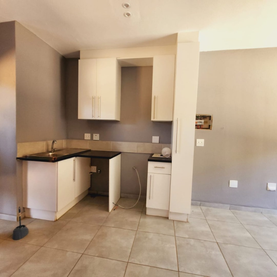To Let 2 Bedroom Property for Rent in Norkem Park Gauteng