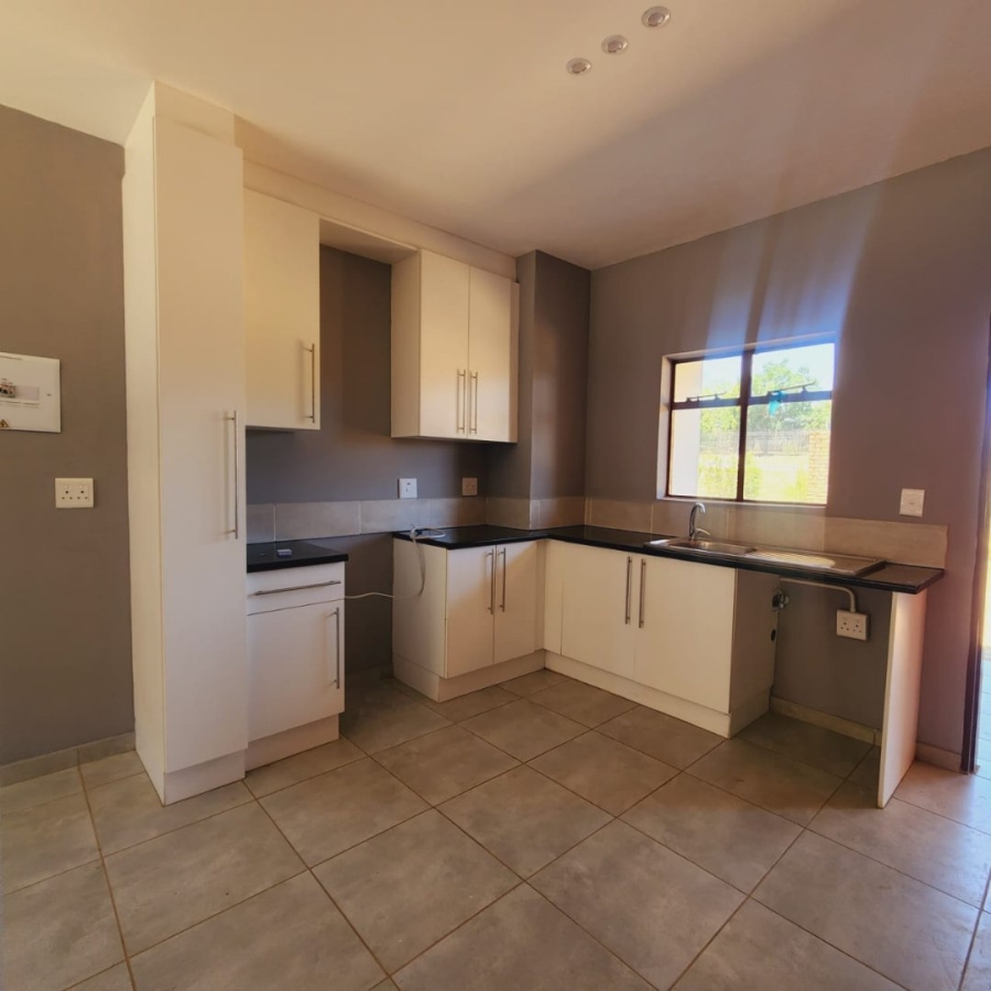 To Let 2 Bedroom Property for Rent in Norkem Park Gauteng