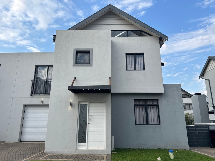 3 Bedroom Property for Sale in Broadacres Gauteng