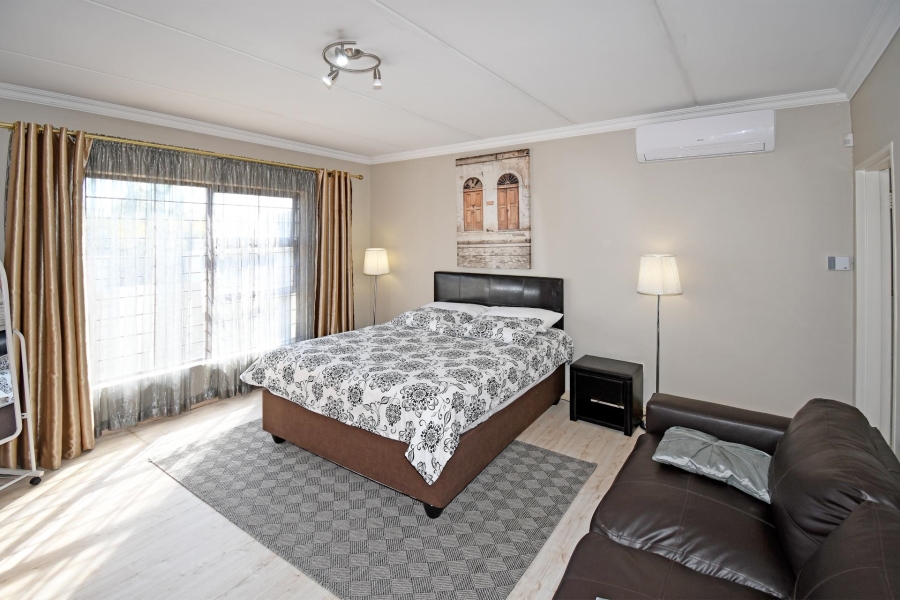 3 Bedroom Property for Sale in Barbeque Downs Gauteng