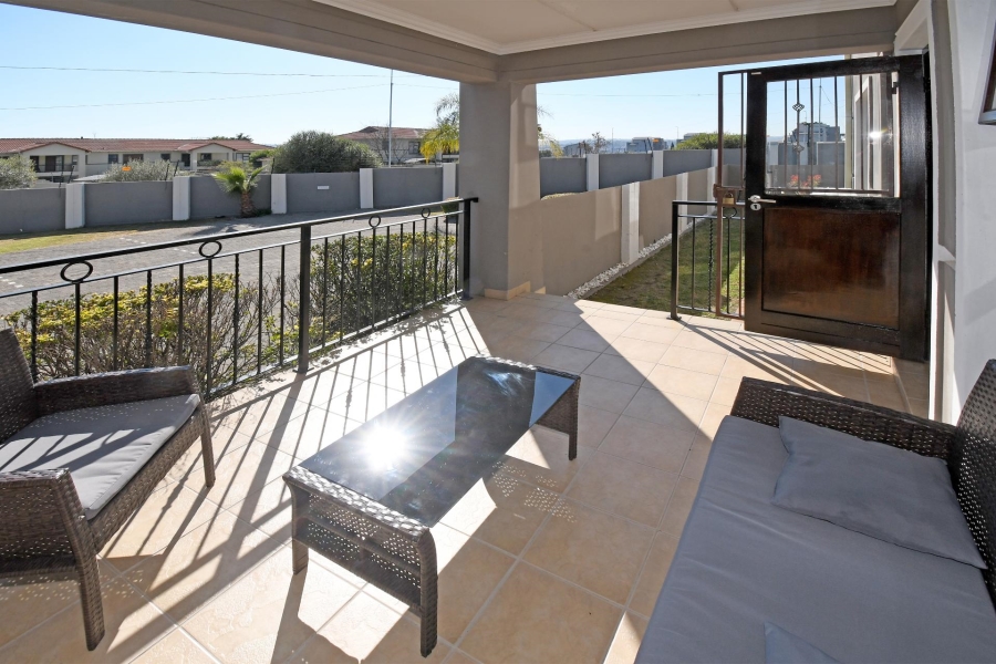 3 Bedroom Property for Sale in Barbeque Downs Gauteng