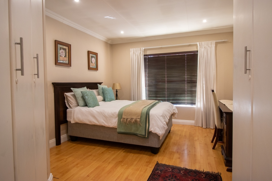 2 Bedroom Property for Sale in Eldoraigne Gauteng